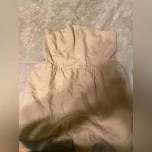 Old navy tan romper 🩶